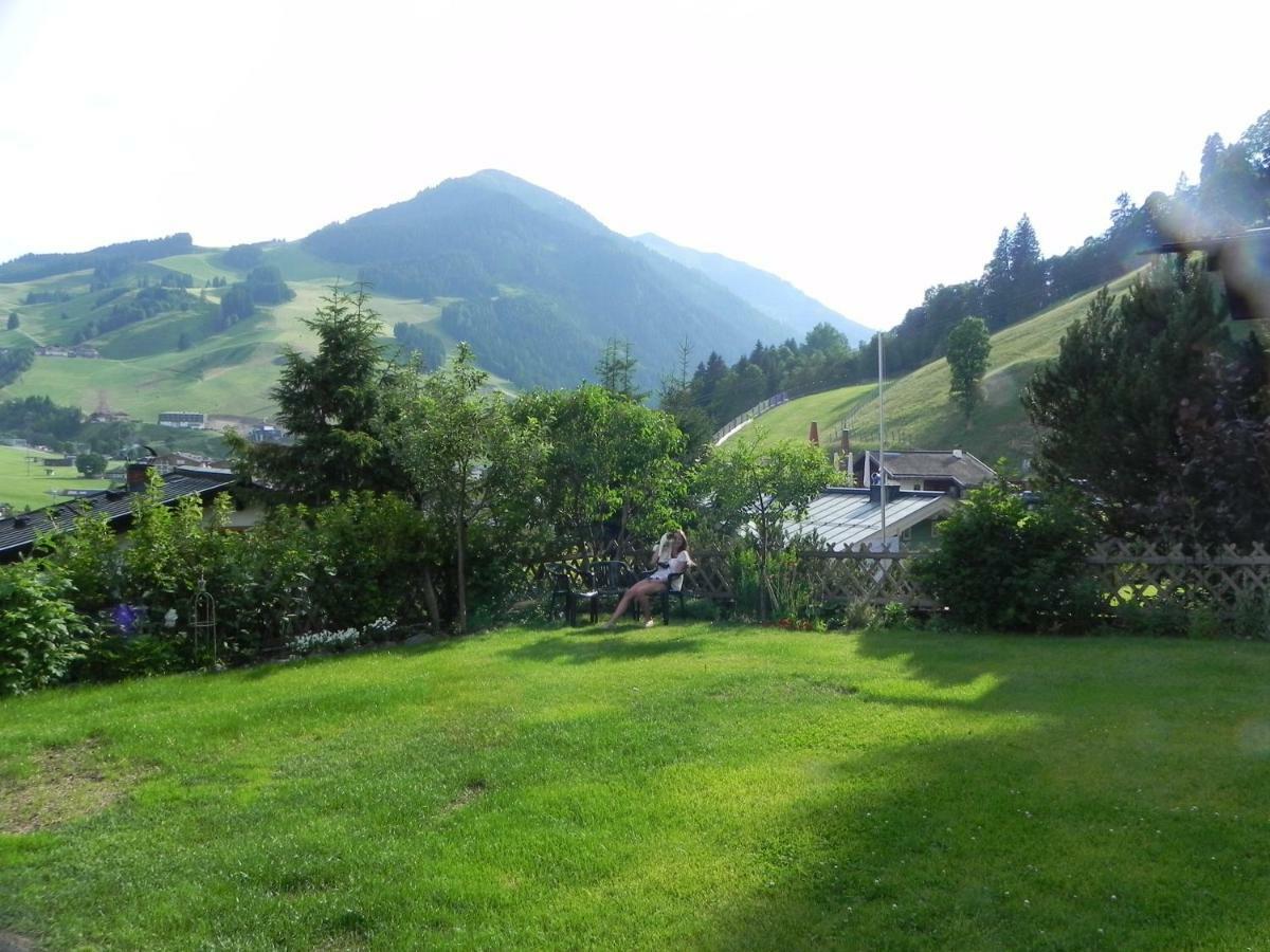 Ferienwohnung Haus Sonnenschein Saalbach Exterior foto
