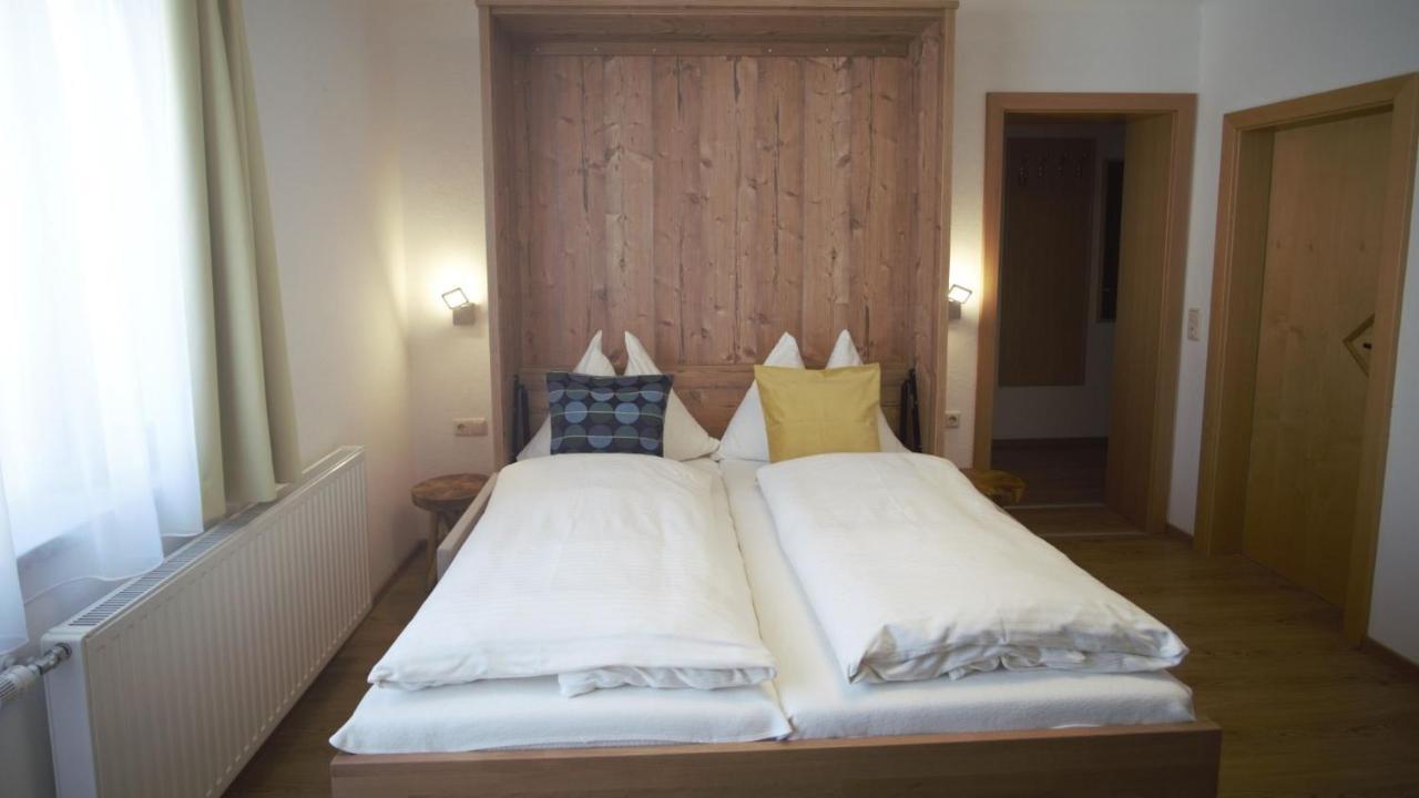 Ferienwohnung Haus Sonnenschein Saalbach Exterior foto