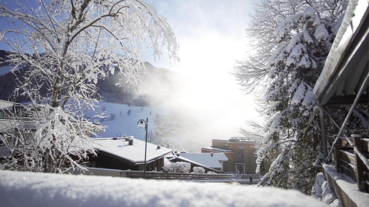 Ferienwohnung Haus Sonnenschein Saalbach Exterior foto